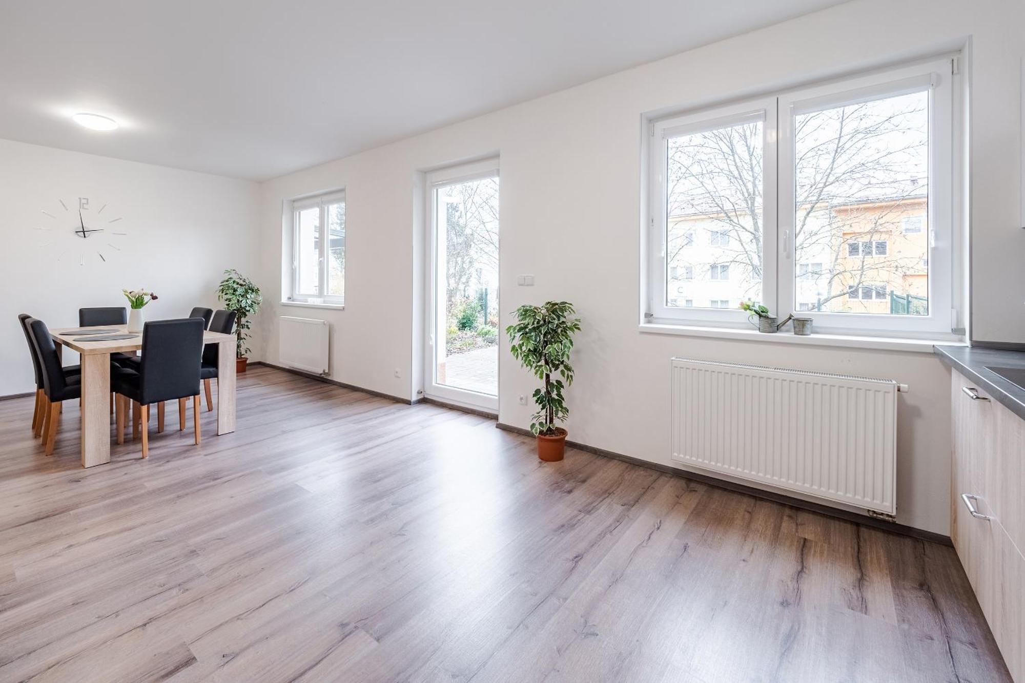 Private Luxury Apartments - Apartman G3 Фримбурк Екстериор снимка