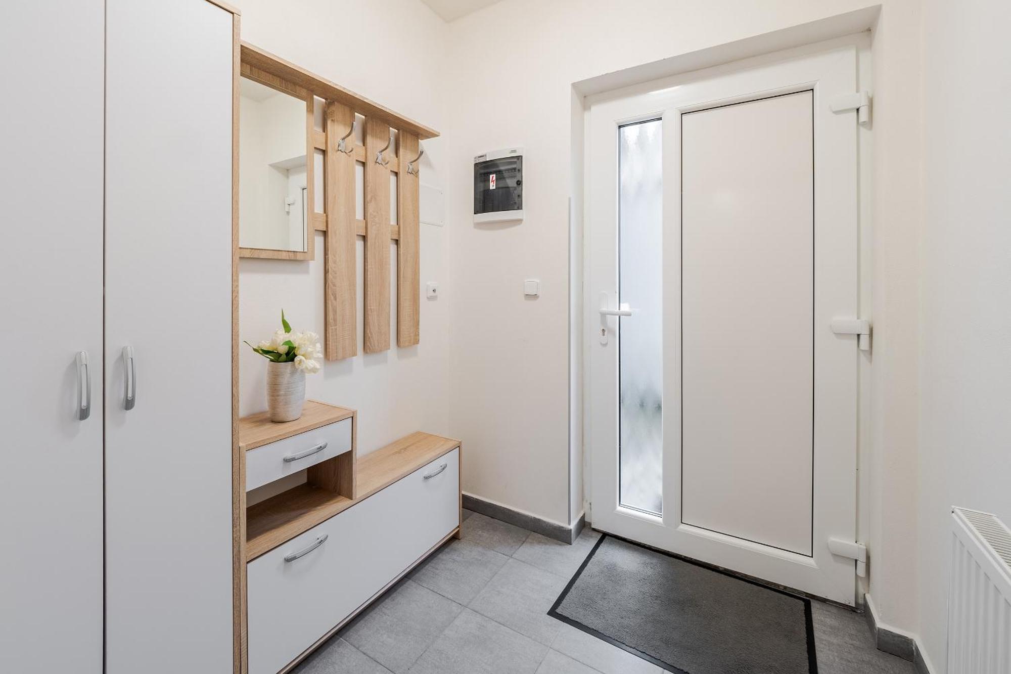 Private Luxury Apartments - Apartman G3 Фримбурк Екстериор снимка